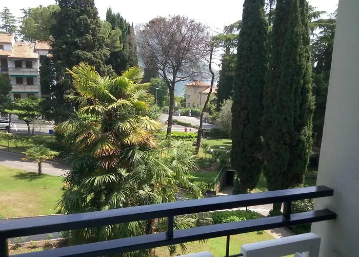 Garda Residence Apartman *